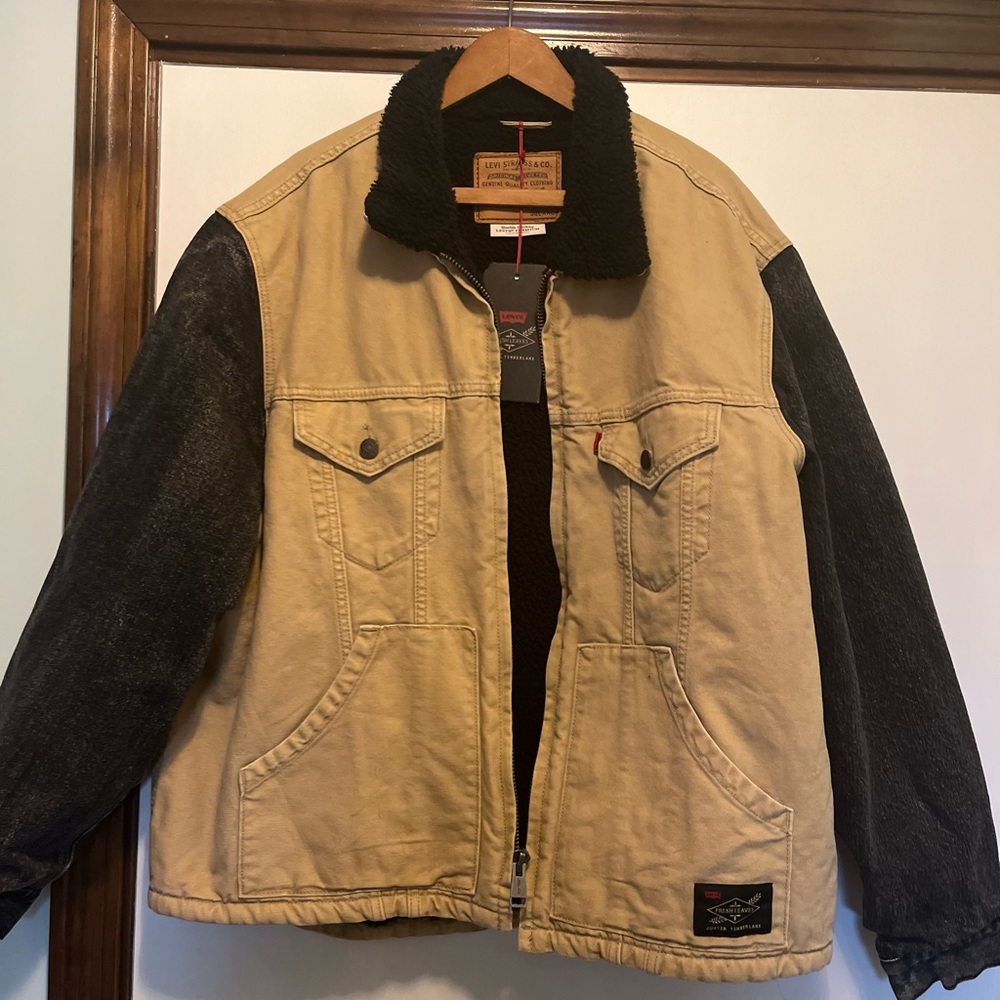 Levi’s Sherpa Lined Jacket NWTs